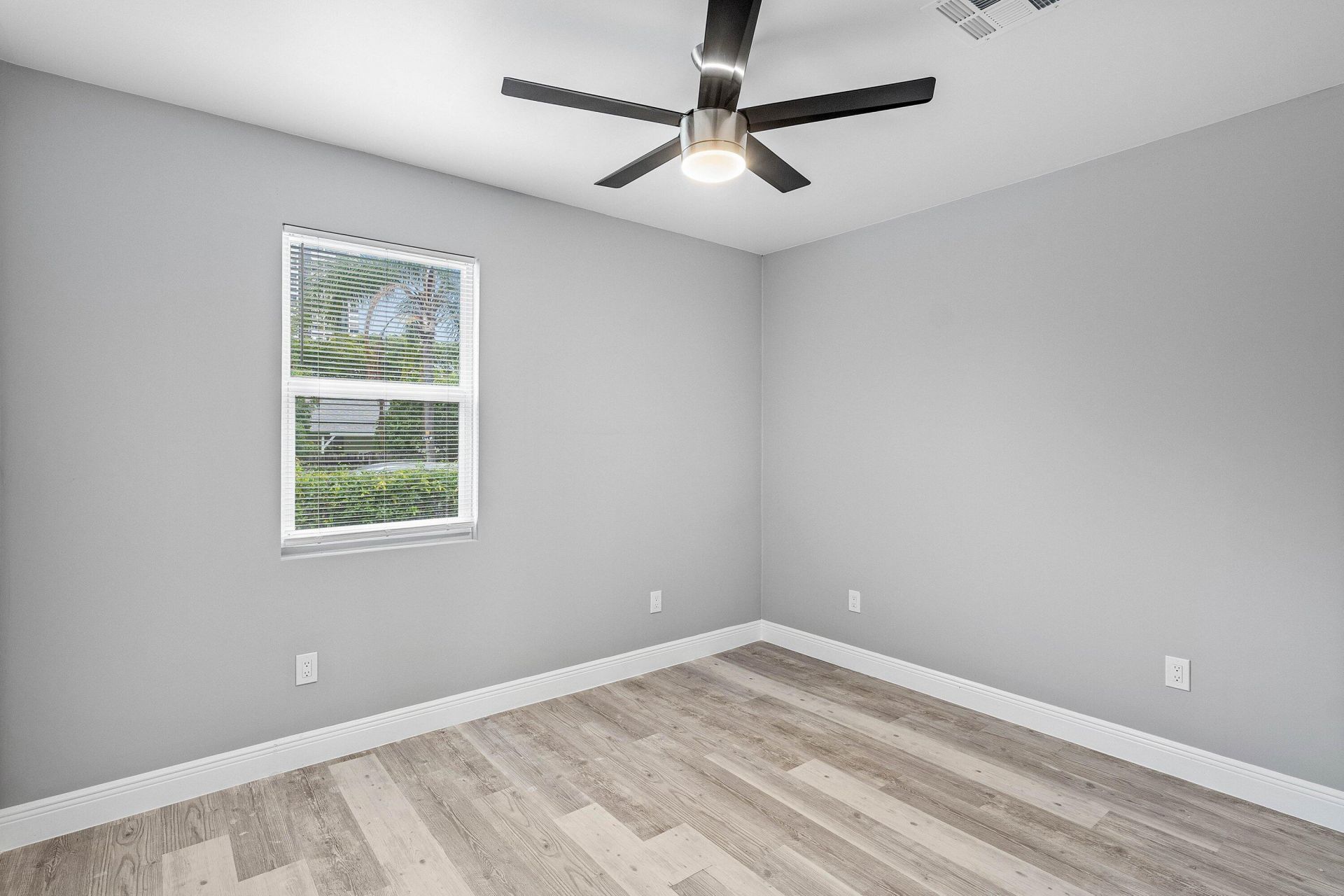 510 56th Street, West Palm Beach, FL 33407 Photo