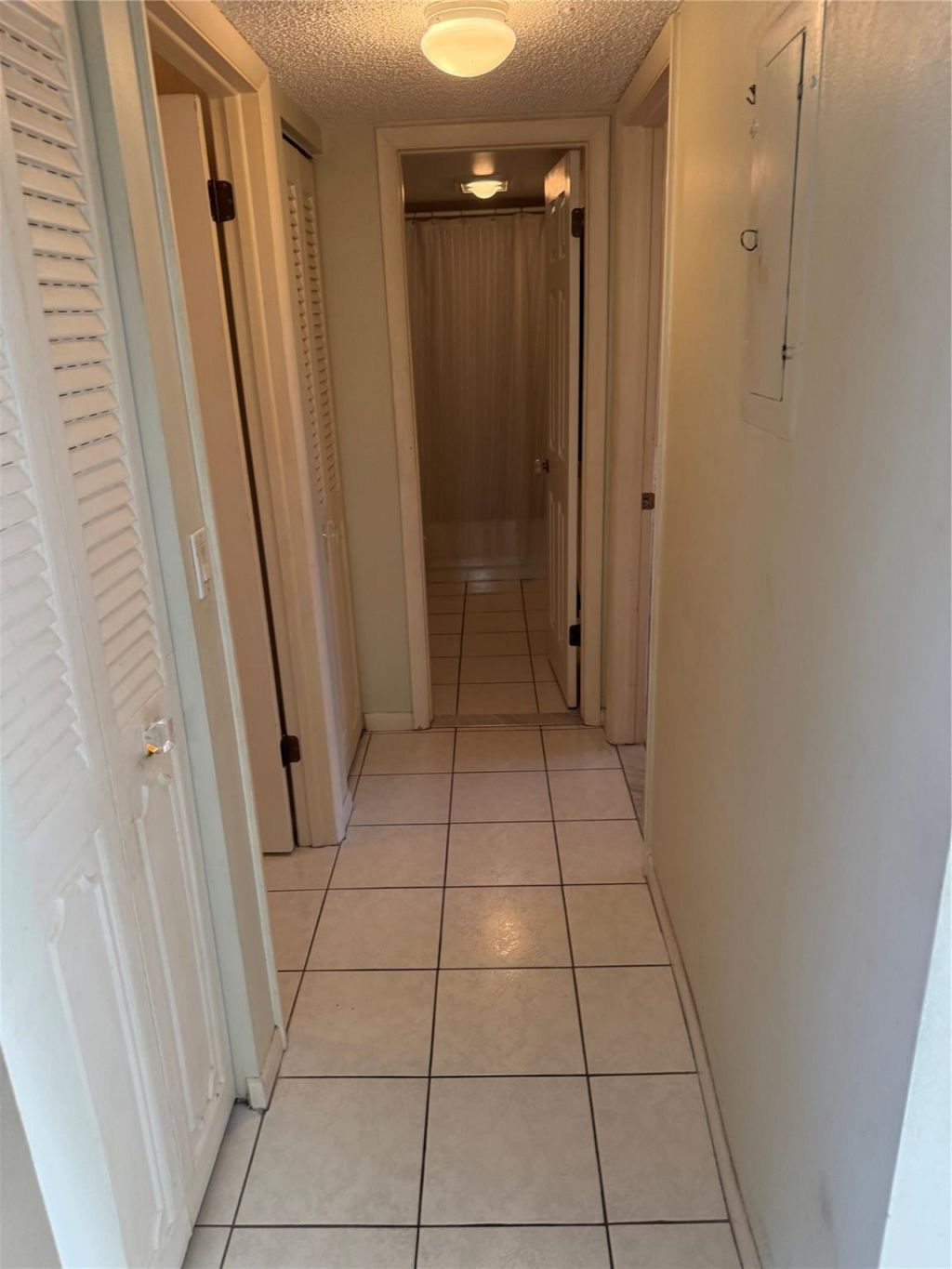 425 SE 11th Terrace, Unit 302, Dania Beach, FL 33004 Photo