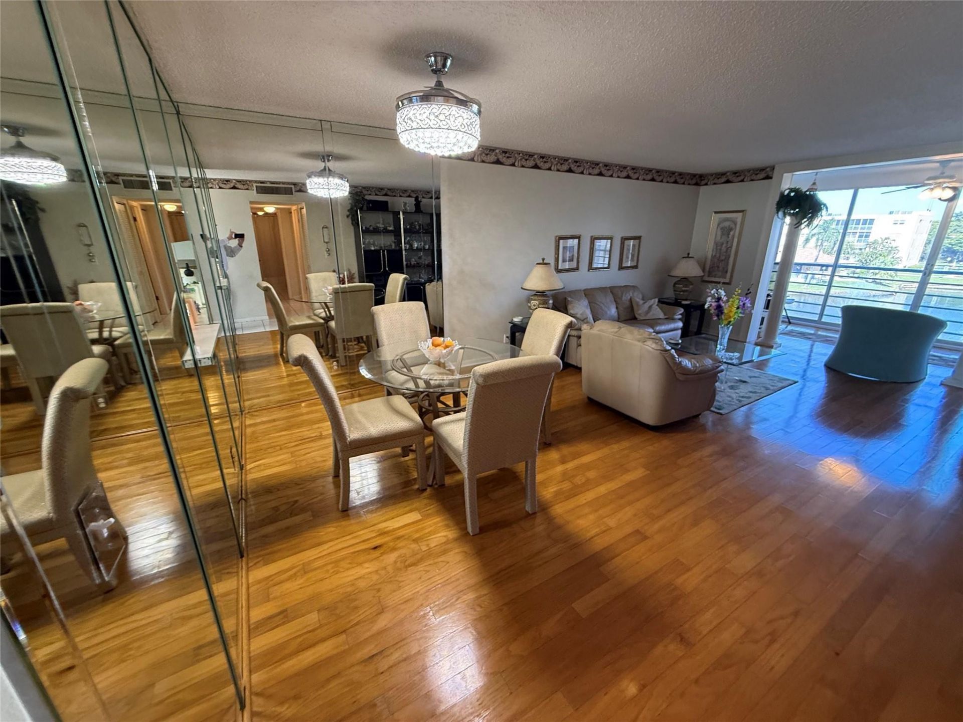 425 SE 11th Terrace, Unit 302, Dania Beach, FL 33004 Photo