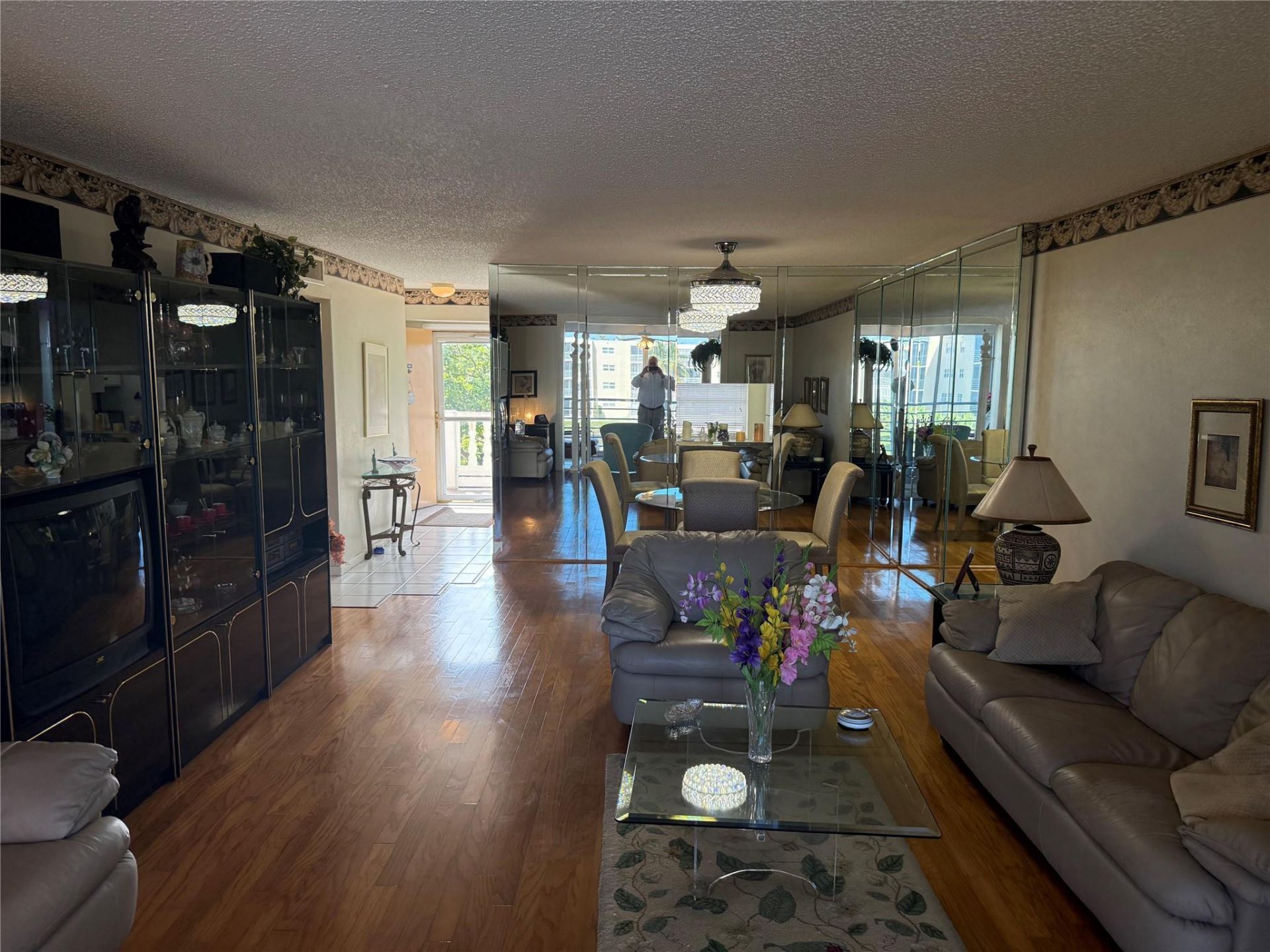 425 SE 11th Terrace, Unit 302, Dania Beach, FL 33004 Photo