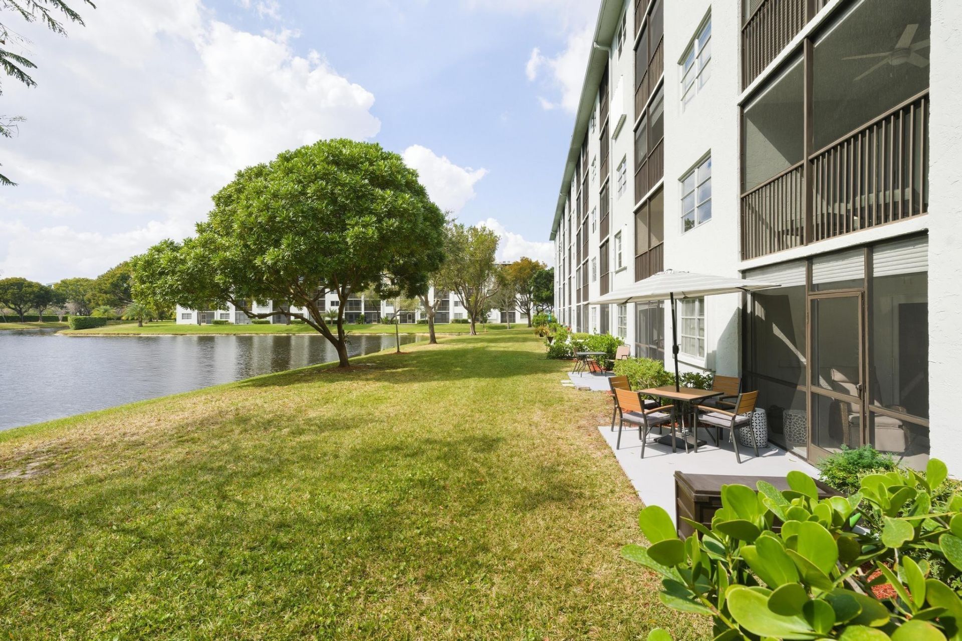 2226 N Cypress Bend Drive, Unit 102, Pompano Beach, FL 33069 Photo