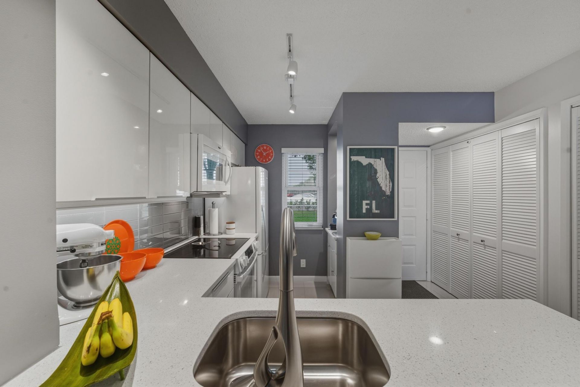 2226 N Cypress Bend Drive, Unit 102, Pompano Beach, FL 33069 Photo