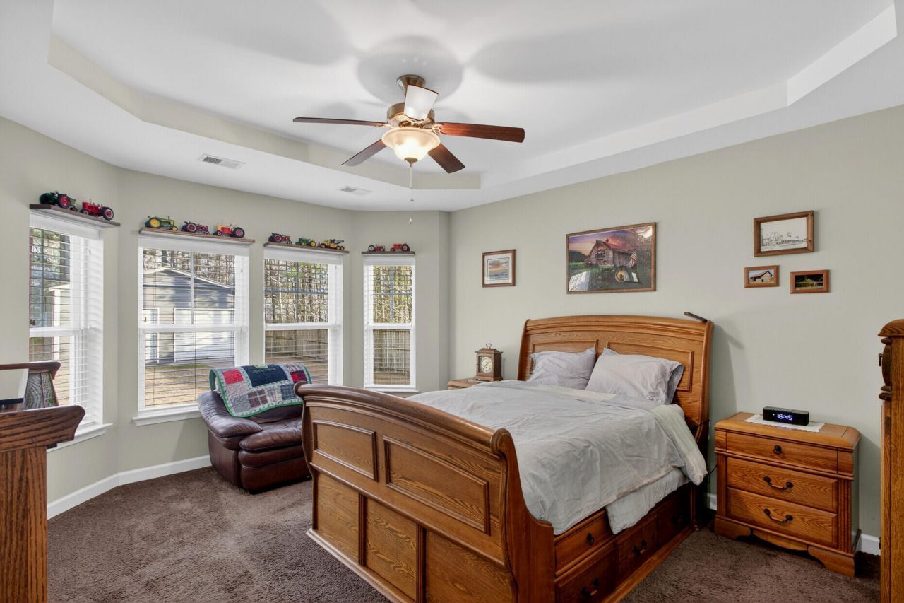 105 Perry Drive Photo 19