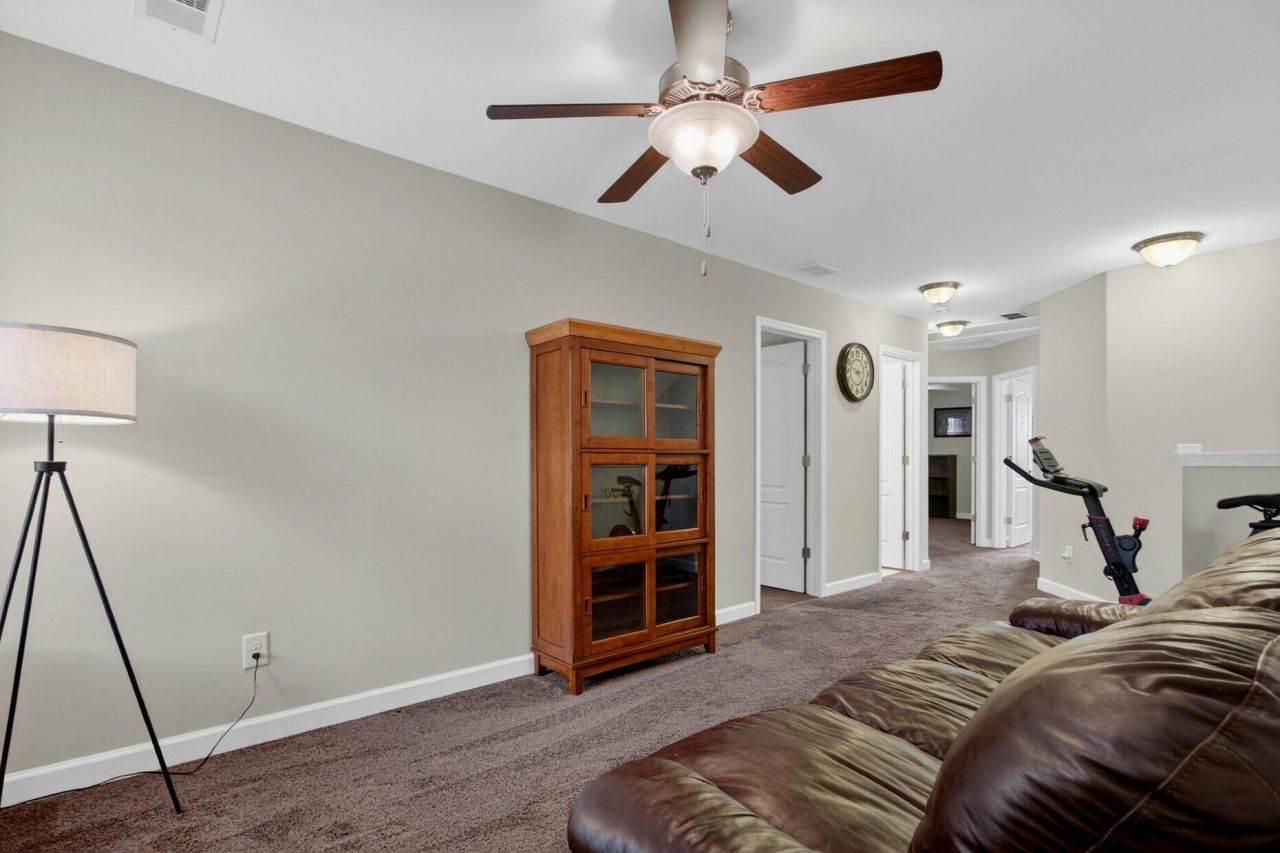 105 Perry Drive Photo 25