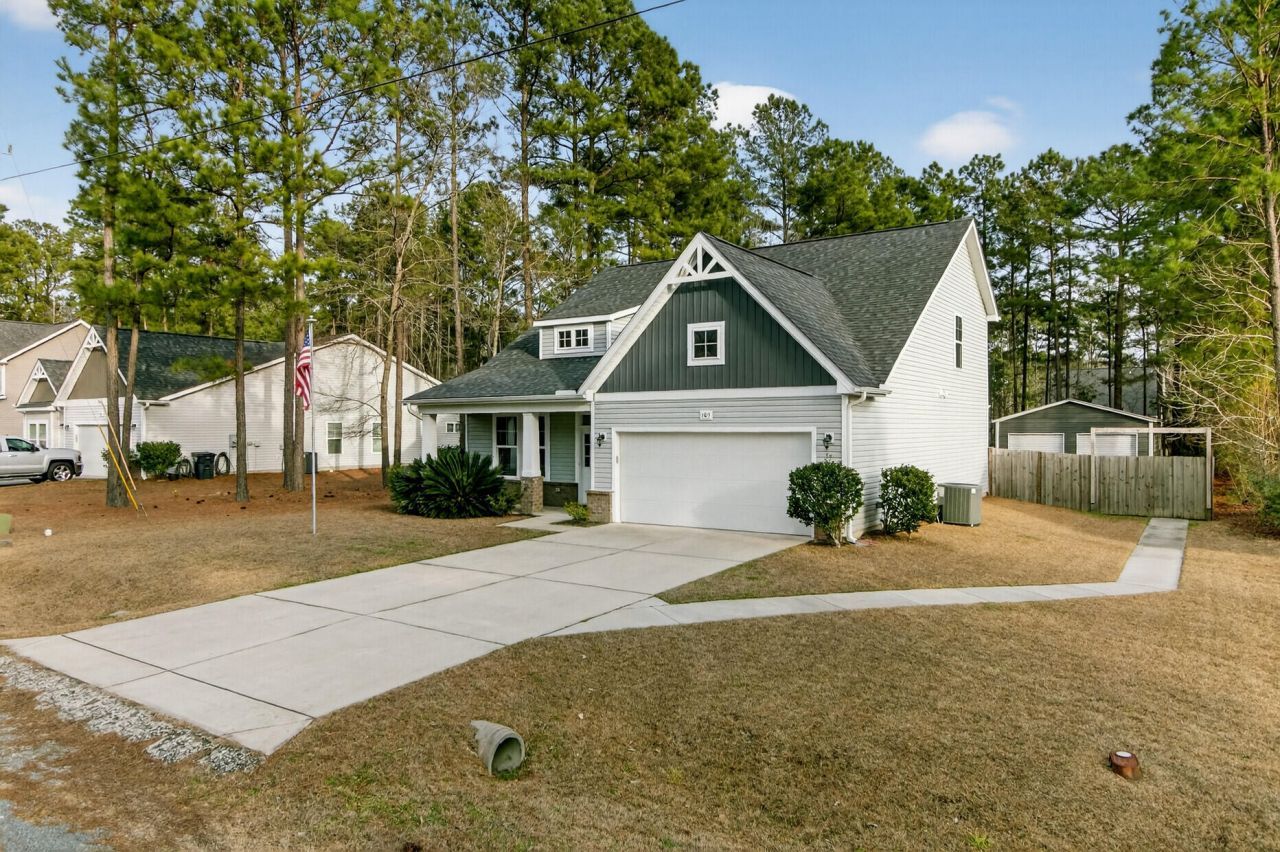 105 Perry Drive Photo 4