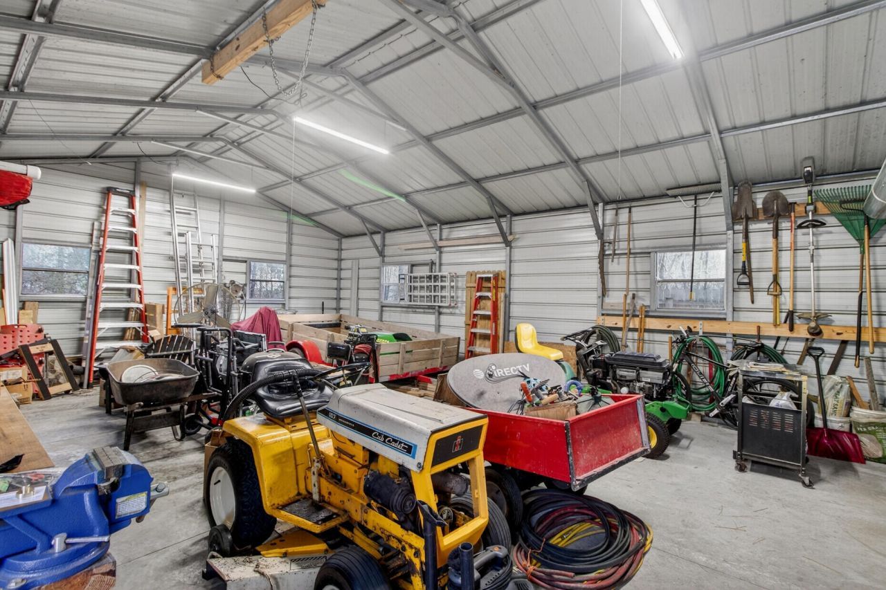 105 Perry Drive Photo 43