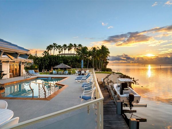 720 Lugo Ave , Coral Gables, FL 33156