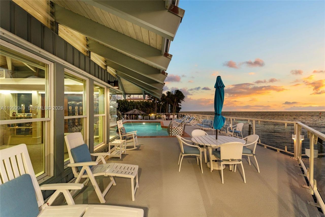 720 Lugo Ave , Coral Gables, FL 33156 Photo