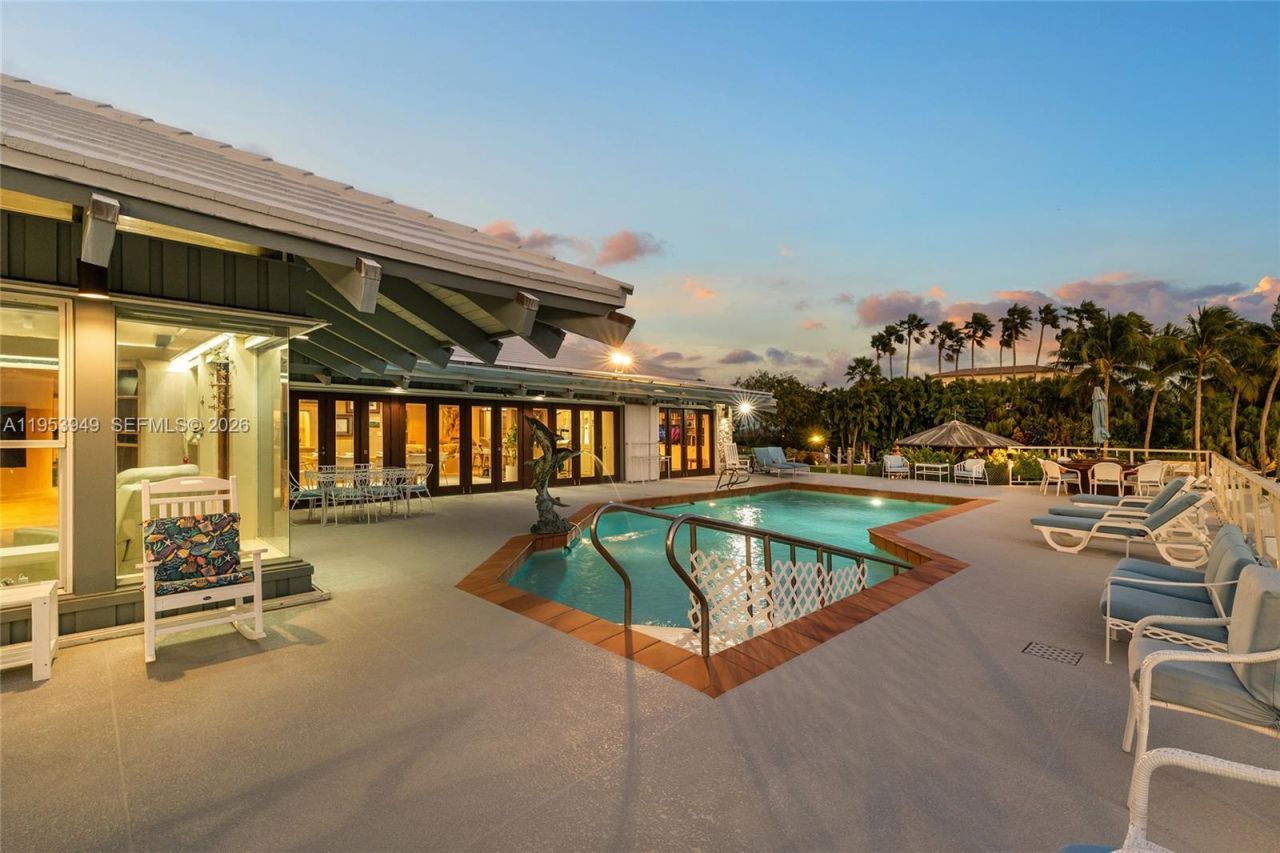 720 Lugo Ave , Coral Gables, FL 33156 Photo