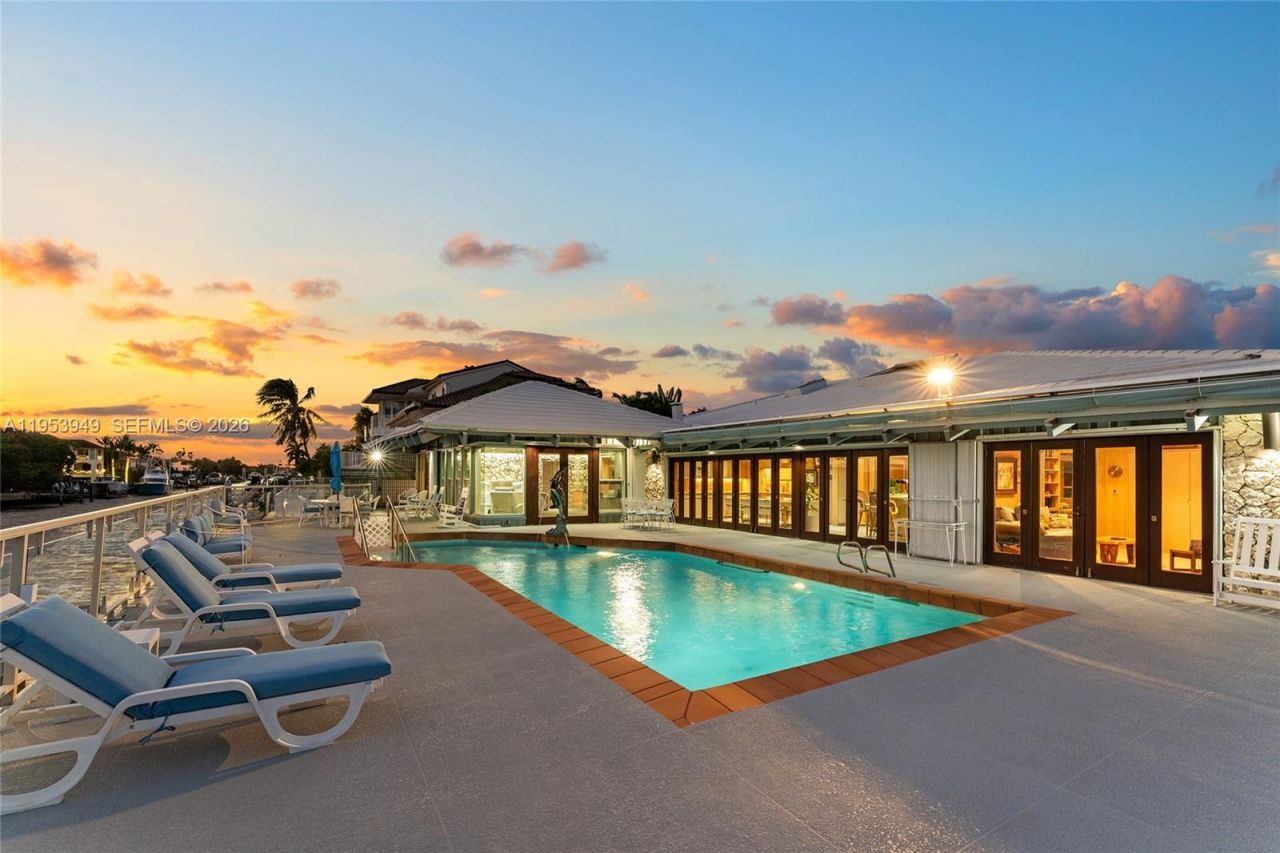 720 Lugo Ave , Coral Gables, FL 33156 Photo