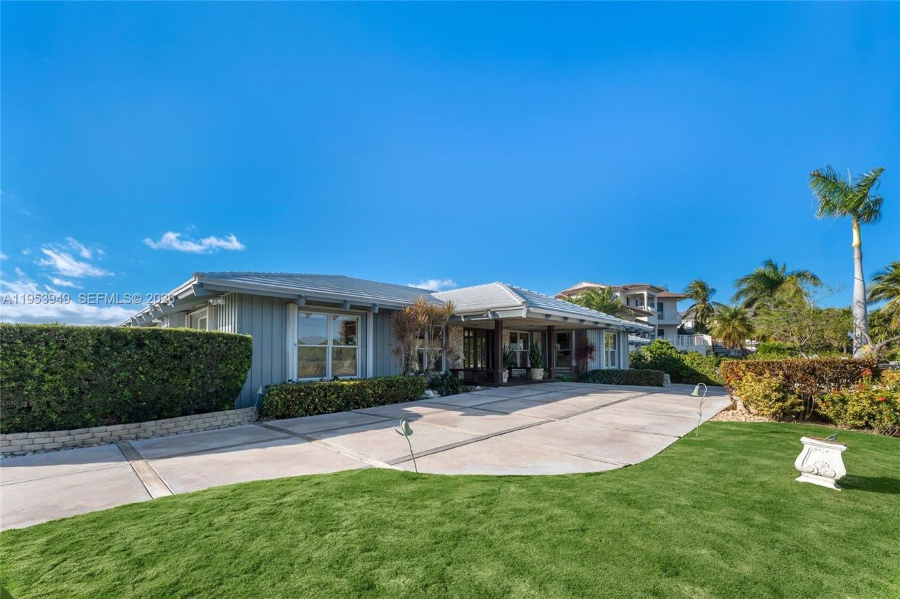 720 Lugo Ave , Coral Gables, FL 33156 Photo