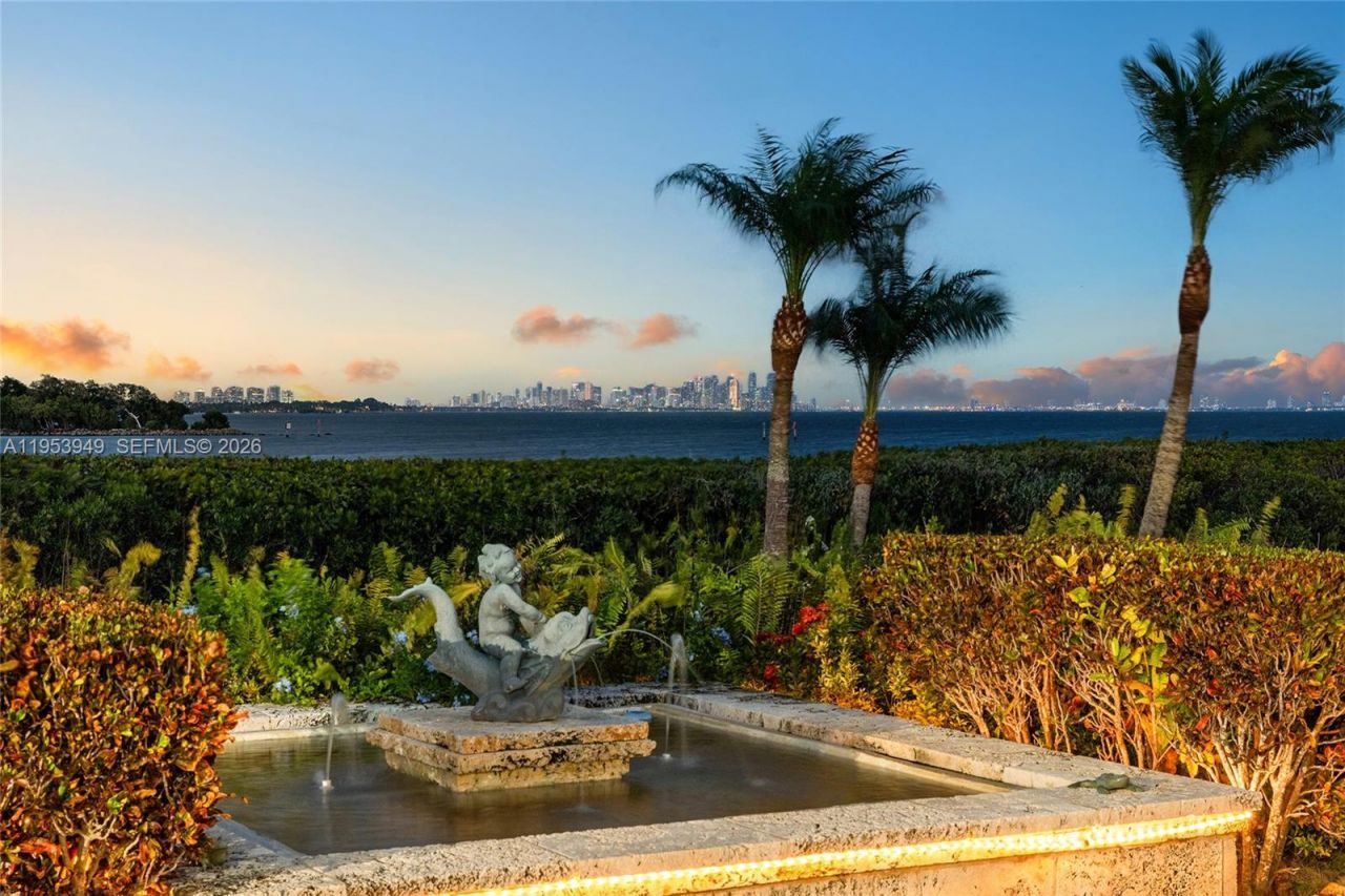 720 Lugo Ave , Coral Gables, FL 33156 Photo