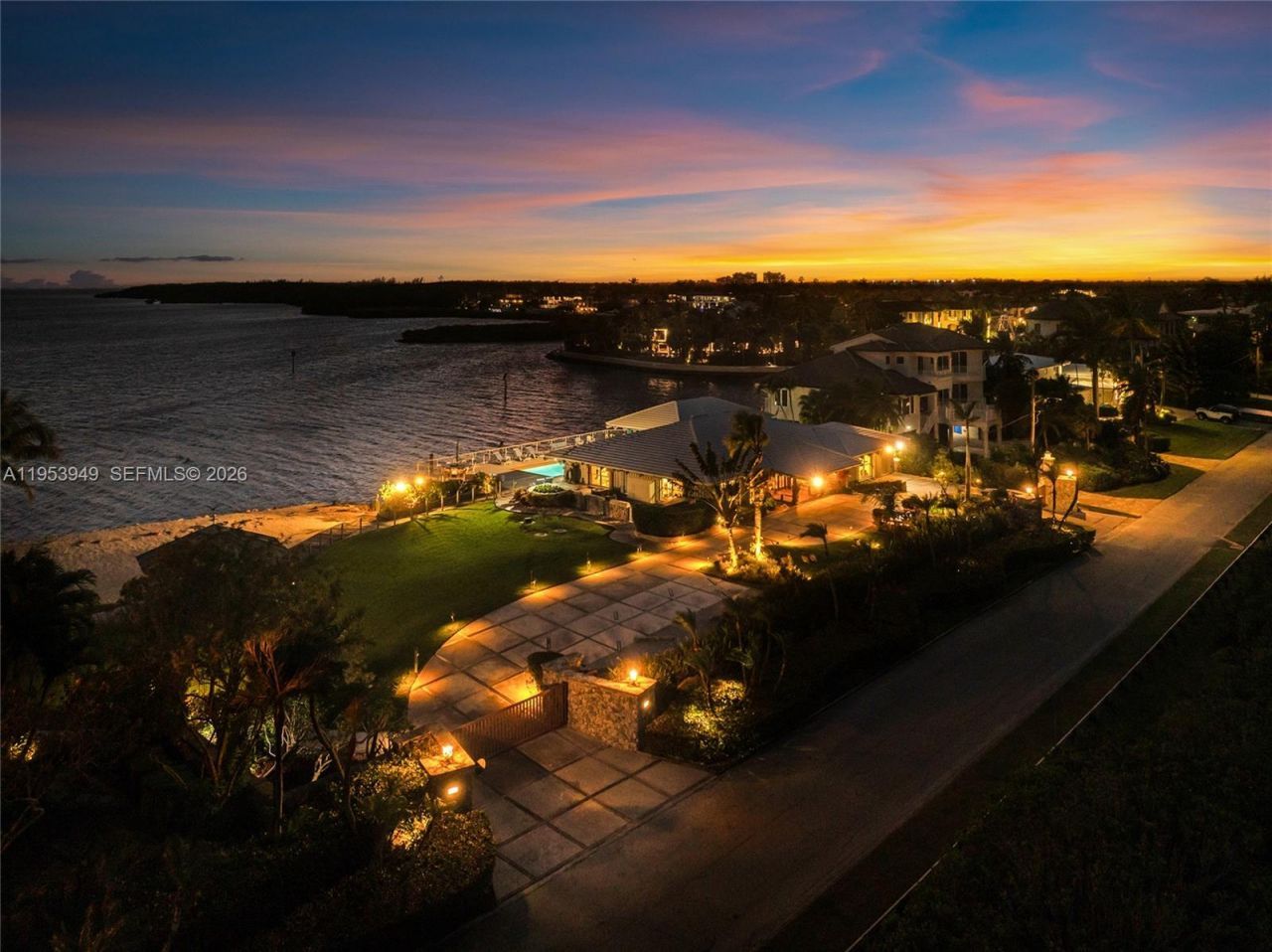 720 Lugo Ave , Coral Gables, FL 33156 Photo