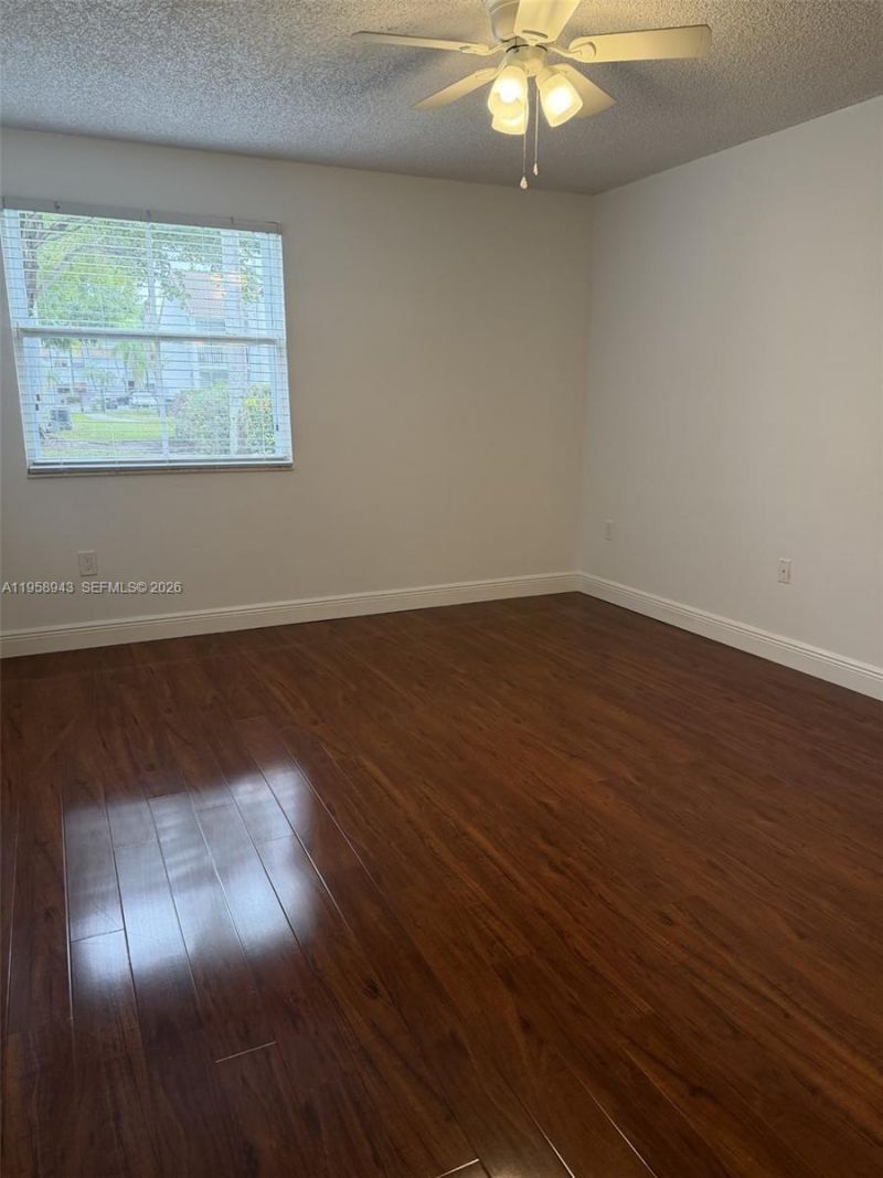 4881 NW 97th Pl , Unit 337, Doral, FL 33178 Photo