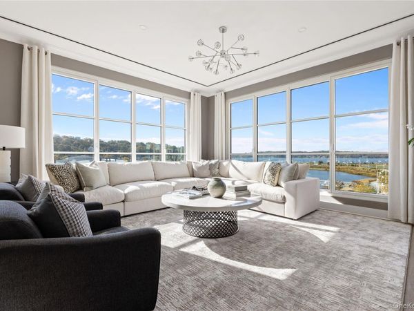 100 Garvies Point Road , Unit 1036, Glen Cove, NY 11542