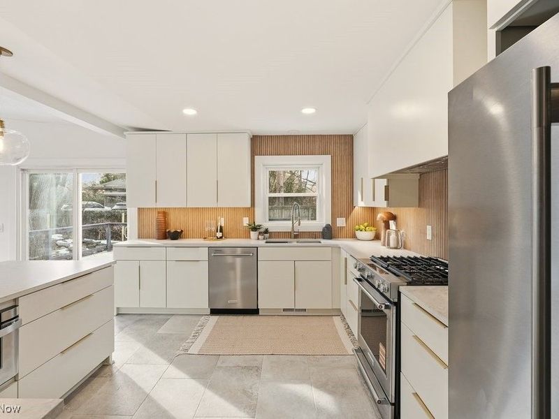 7771 Blackford Drive, Chagrin Falls, OH 44022 Photo 27