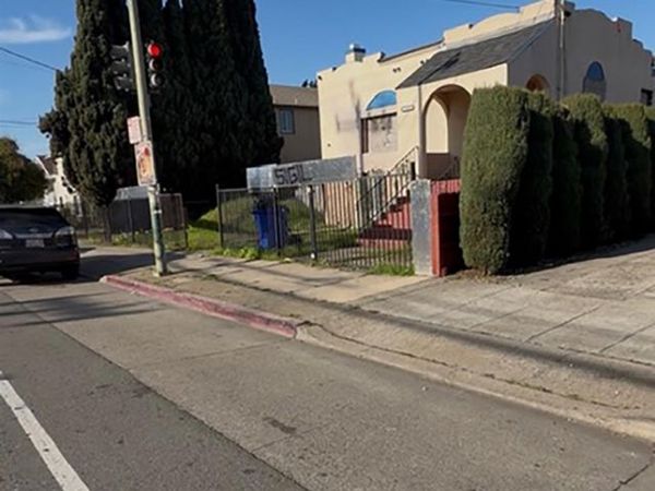 2933 35th Ave, Oakland, CA 94619