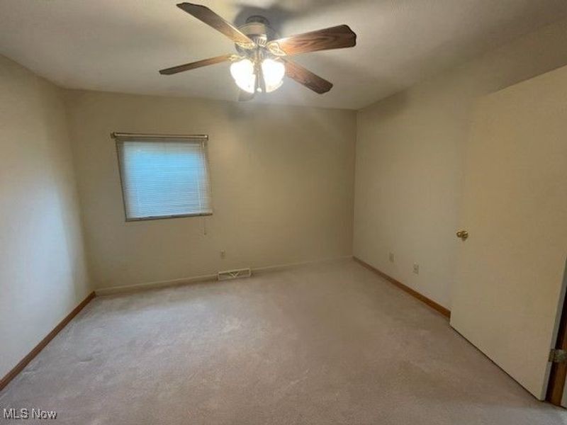 6235 Beverly Avenue NE, Canton, OH 44721 Photo 12