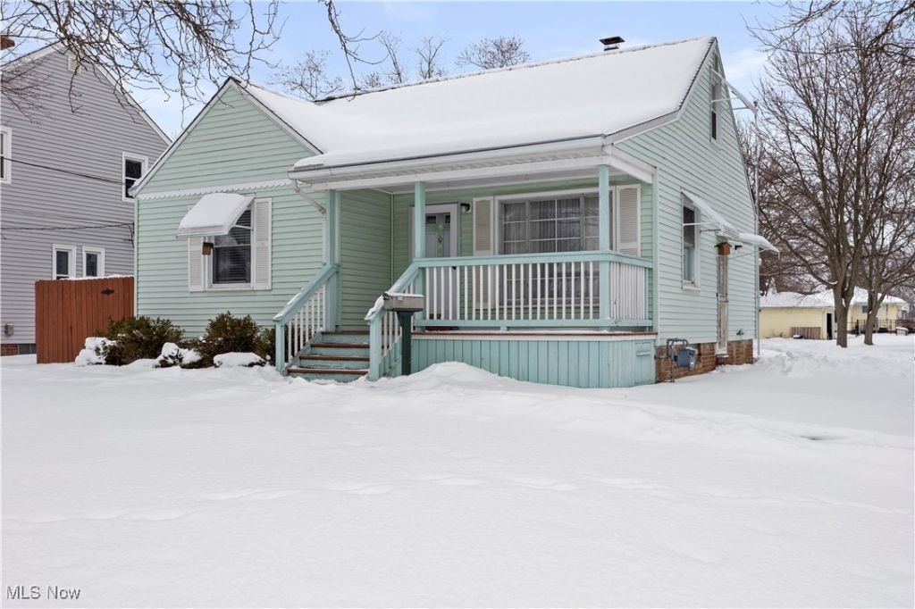 6883 Orchard Boulevard, Parma Heights, OH 44130 Main Photo