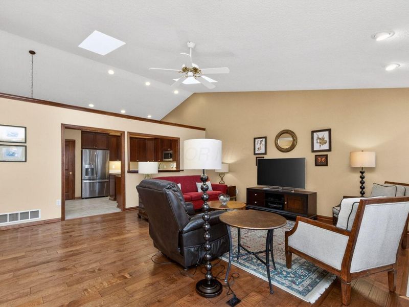 524 Mechwart Place, Columbus, OH 43230 Photo 23