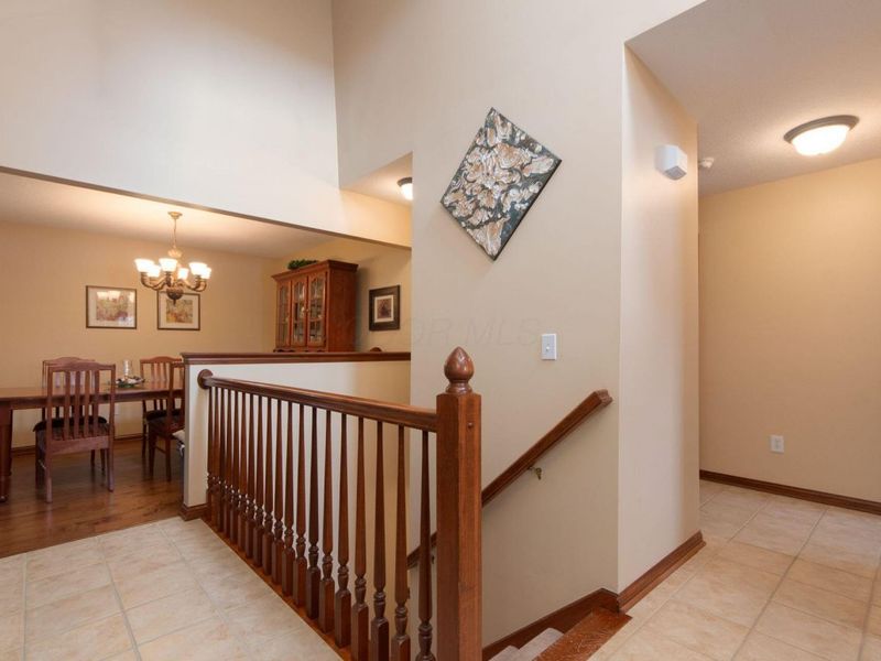 524 Mechwart Place, Columbus, OH 43230 Photo 7