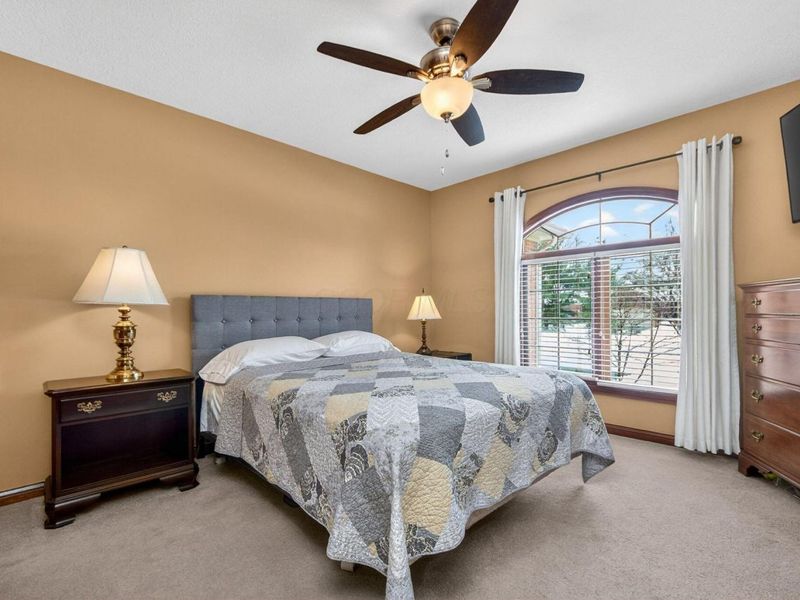 524 Mechwart Place, Columbus, OH 43230 Photo 9