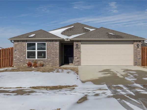 2932 W Obsidian Street, Fayetteville, AR 72704