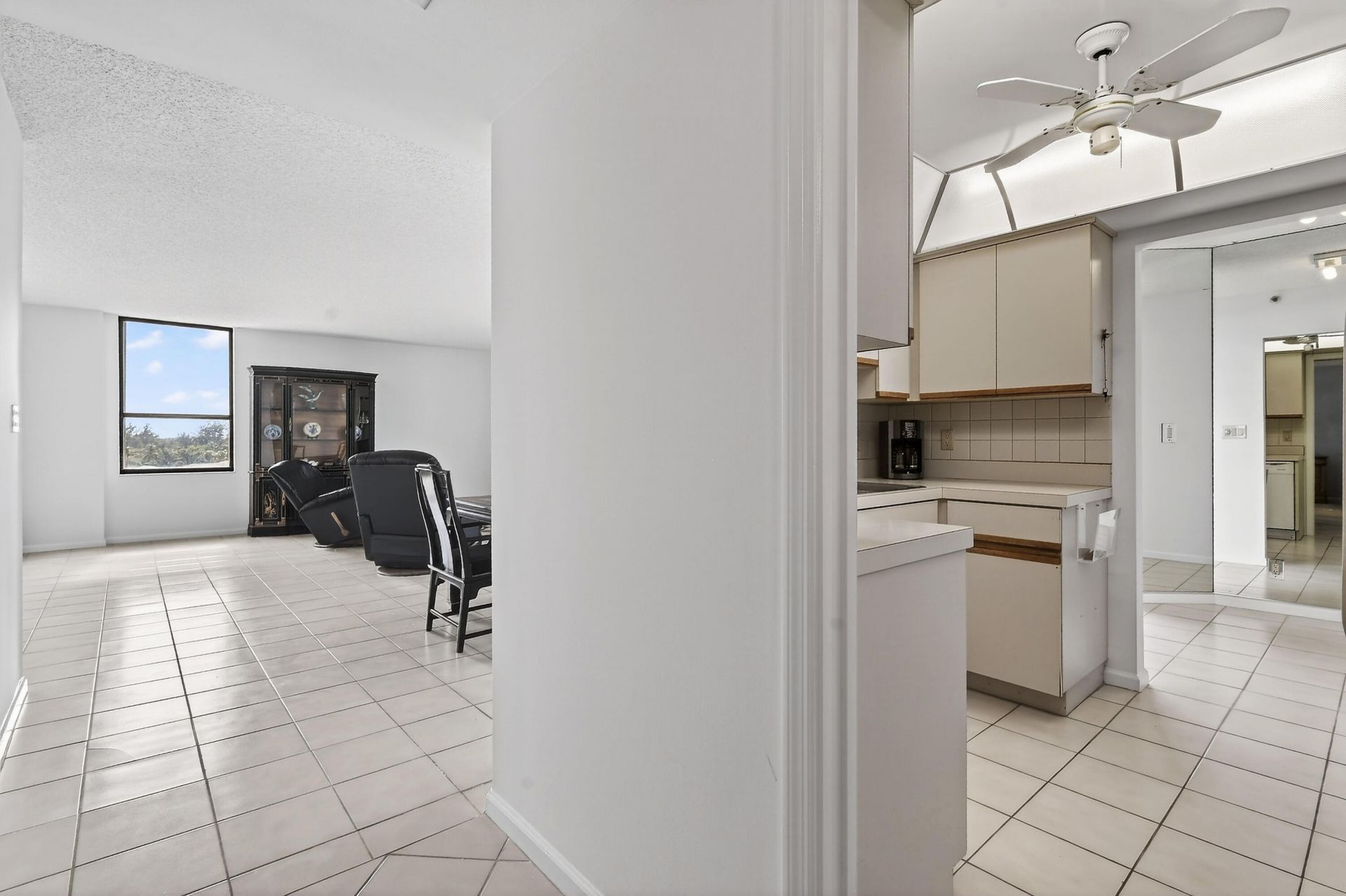 176 Helios Drive, Unit 401, Jupiter, FL 33477 Photo