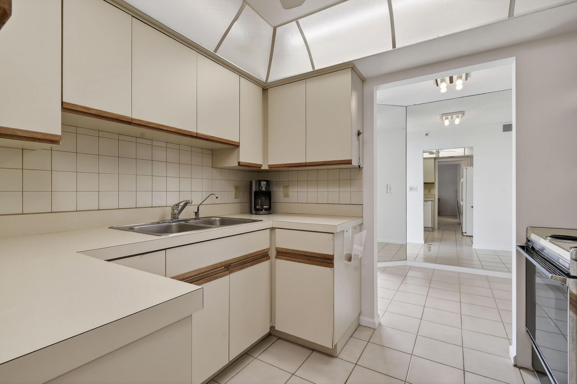 176 Helios Drive, Unit 401, Jupiter, FL 33477 Photo