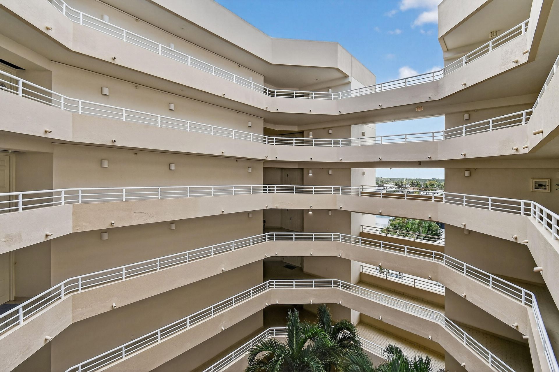 176 Helios Drive, Unit 401, Jupiter, FL 33477 Photo