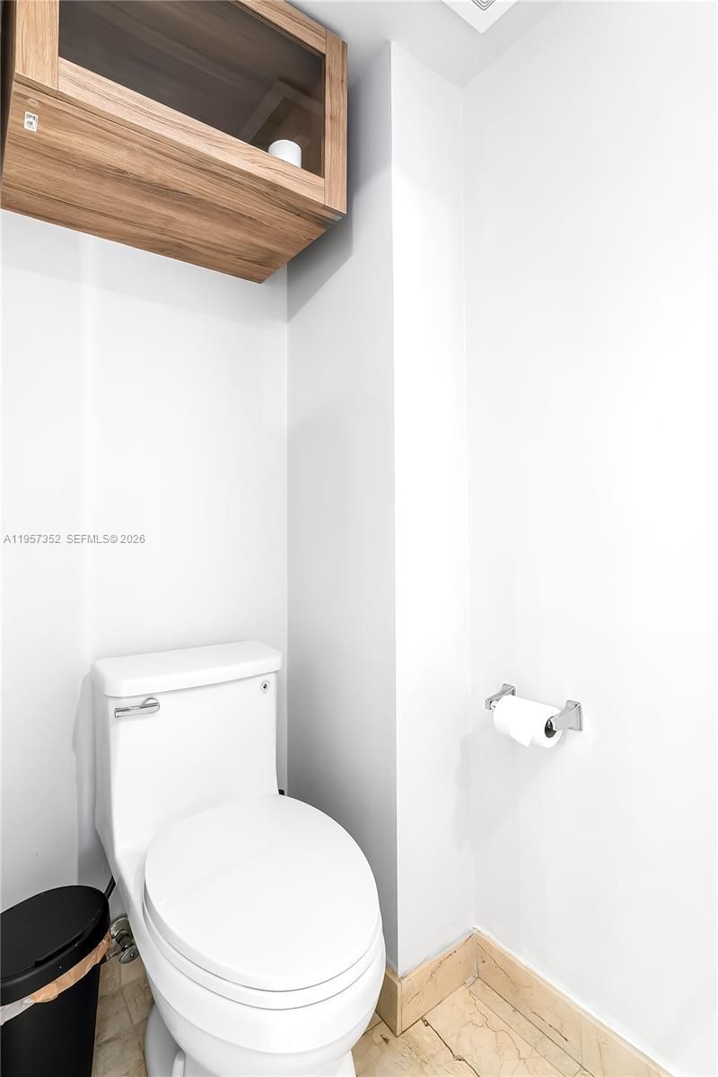 6917 Collins Ave , Unit 1106, Miami Beach, FL 33141 Photo