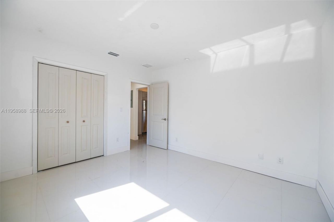 1080 NE 80th St , Unit 2, Miami, FL 33138 Photo