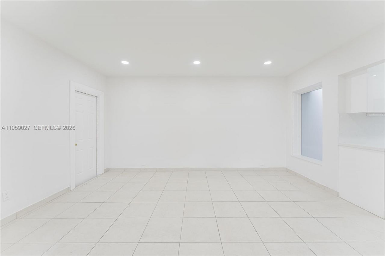 1020 SW 74th Ave , Unit 1020, Miami, FL 33144 Photo