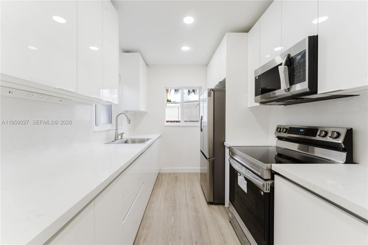 1020 SW 74th Ave , Unit 1020, Miami, FL 33144 Photo