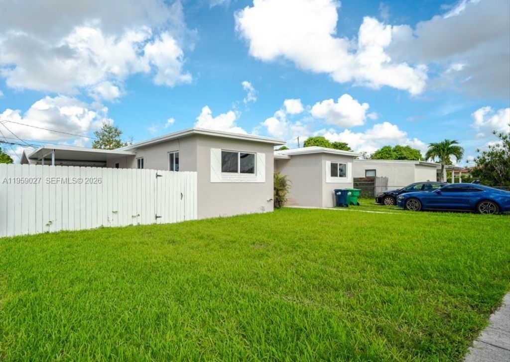 1020 SW 74th Ave , Unit 1020, Miami, FL 33144 Photo