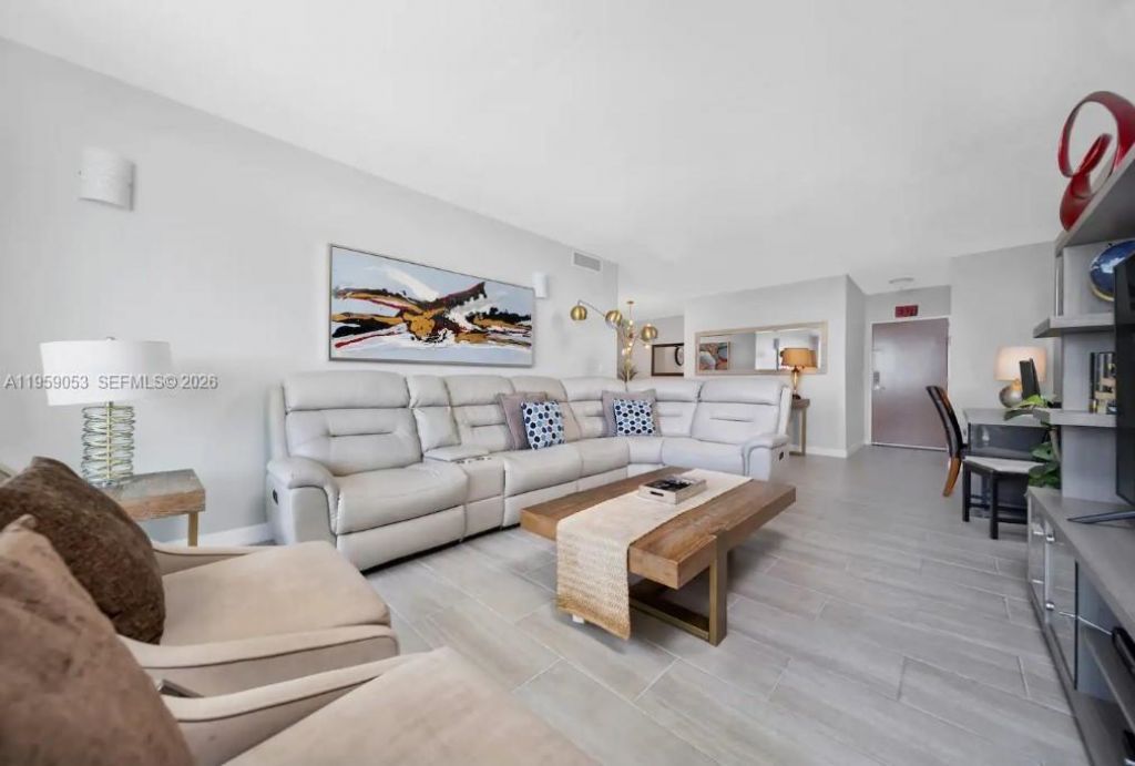 3801 S Ocean Dr , Unit 11N, Hollywood, FL 33019 Photo