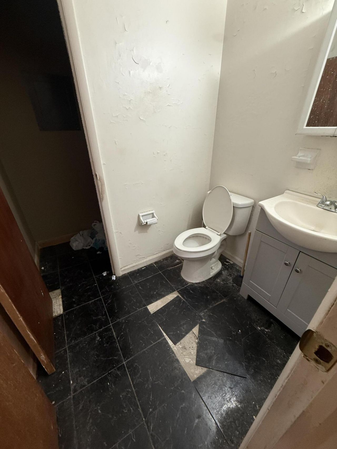 3325 Stonehaven Drive Photo 6