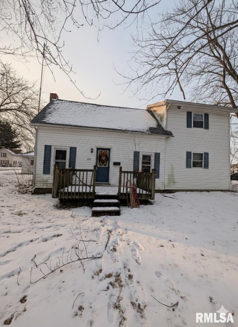 1005 S Jefferson Street, Lewistown, IL 83501 Main Photo