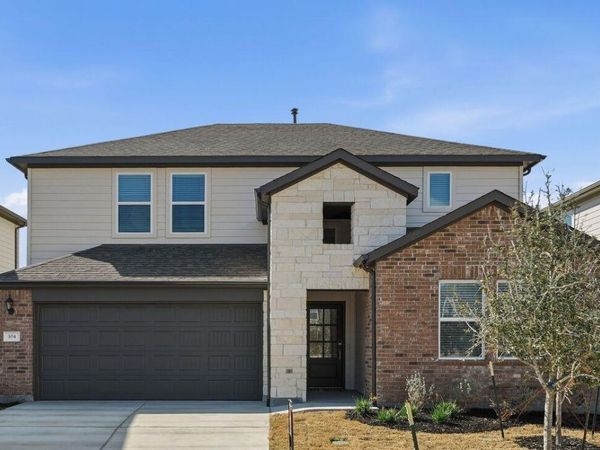 104 Childress ST, Hutto, TX 78634