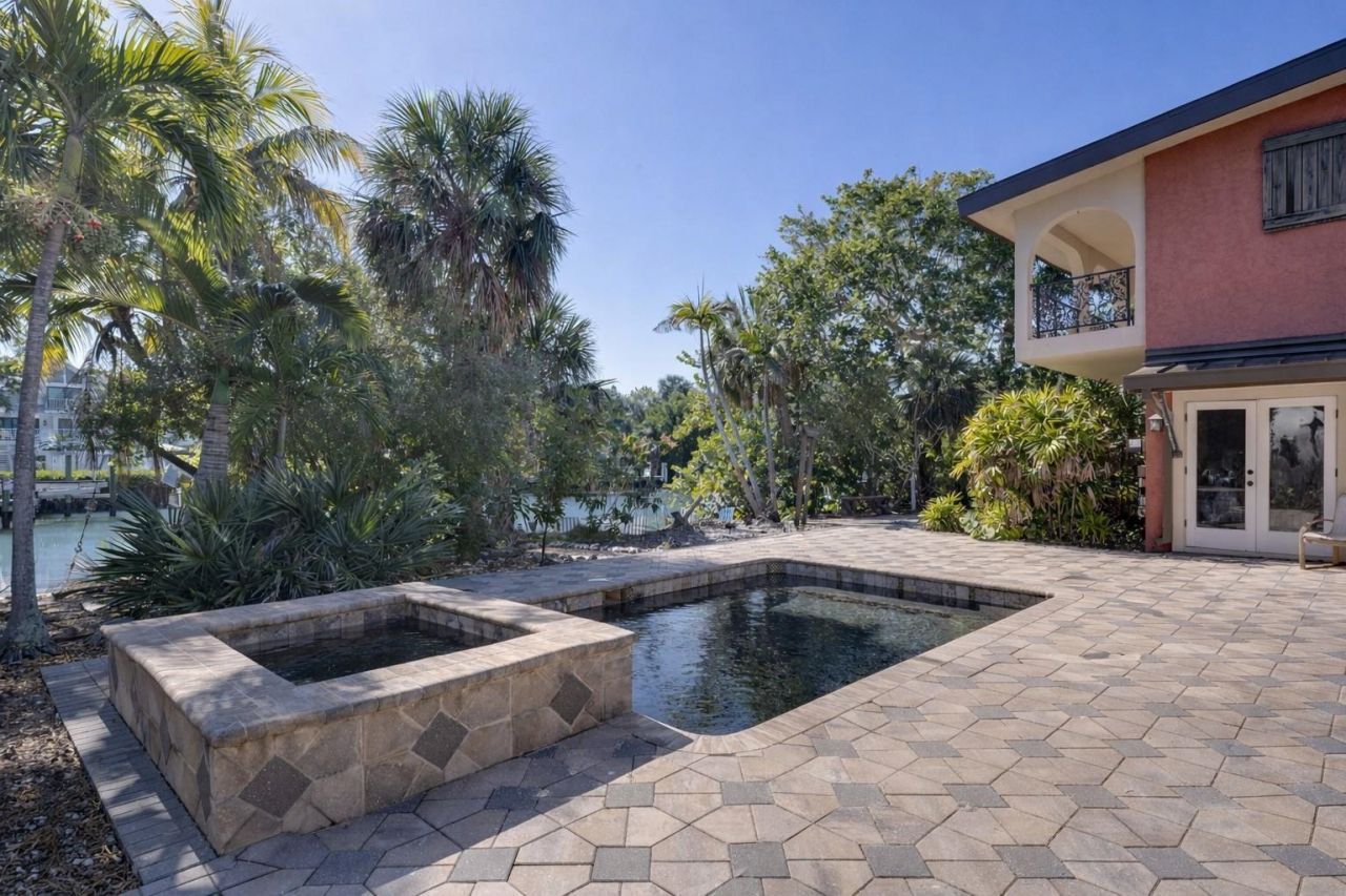 505 Lighthouse Way, Sanibel, FL 33957 Photo