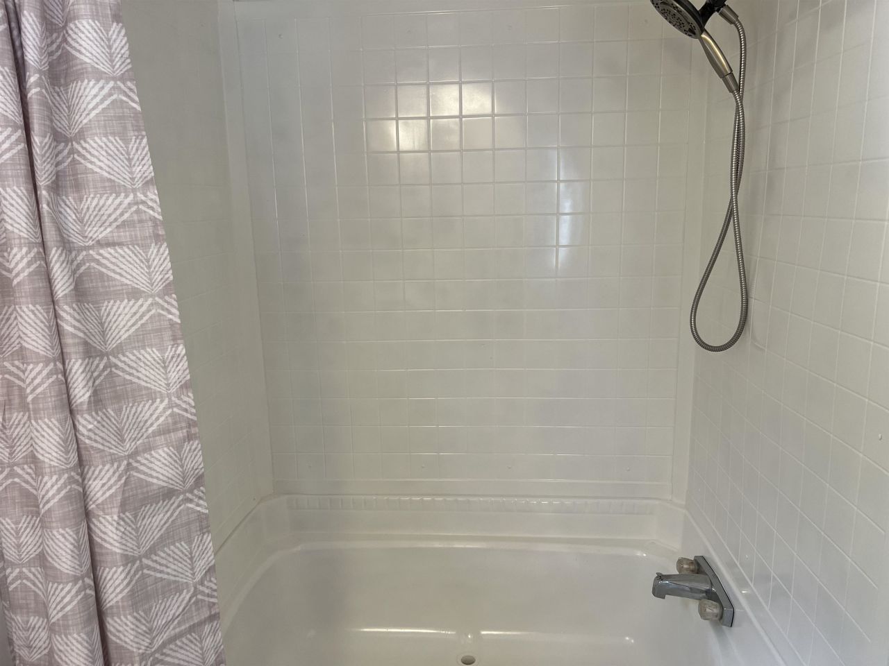 112 Village Ct. Photo 25