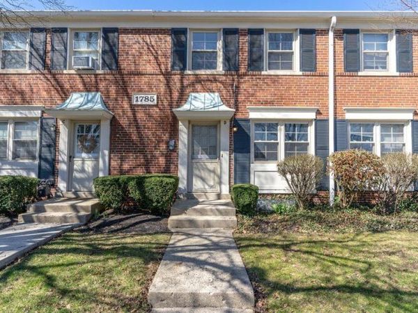1785 Northwest Court, Unit D, Columbus, OH 43212