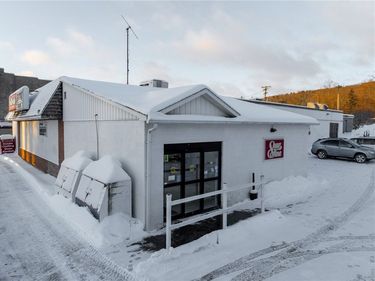 2 S Main Street, Prattsburgh, NY 14873