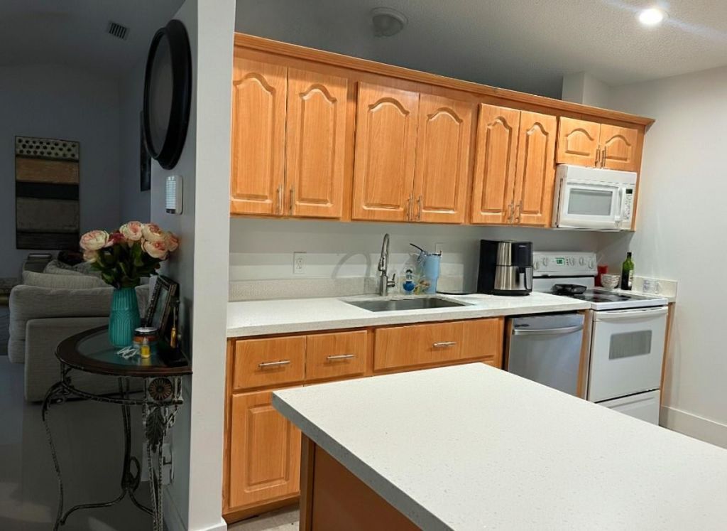 8205 SW 12th Place, North Lauderdale, FL 33068 Photo