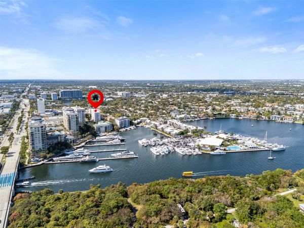 2555 NE 11th St, Unit 606, Fort Lauderdale, FL 33304