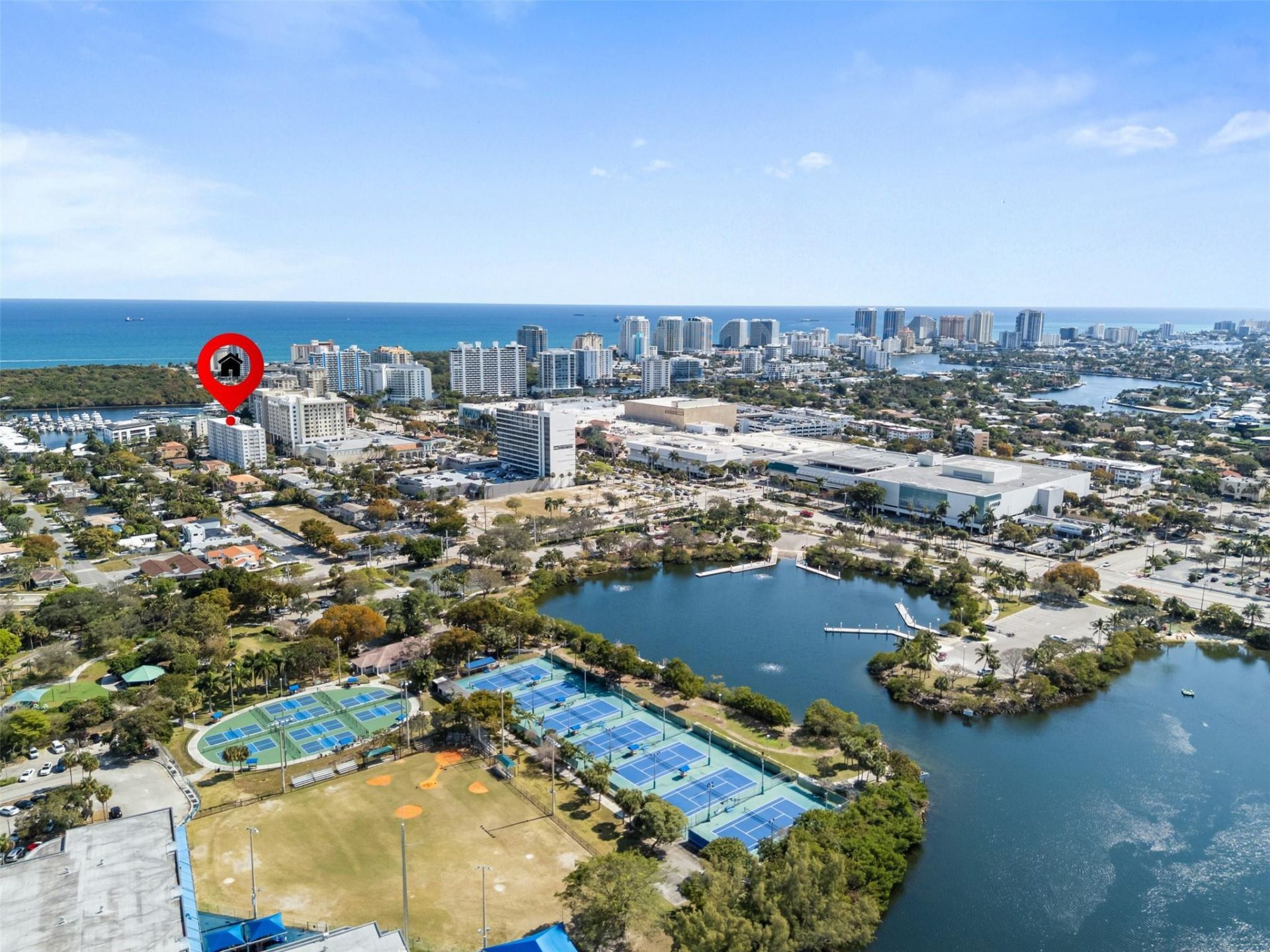 2555 NE 11th Street, Unit 606, Fort Lauderdale, FL 33304 Photo