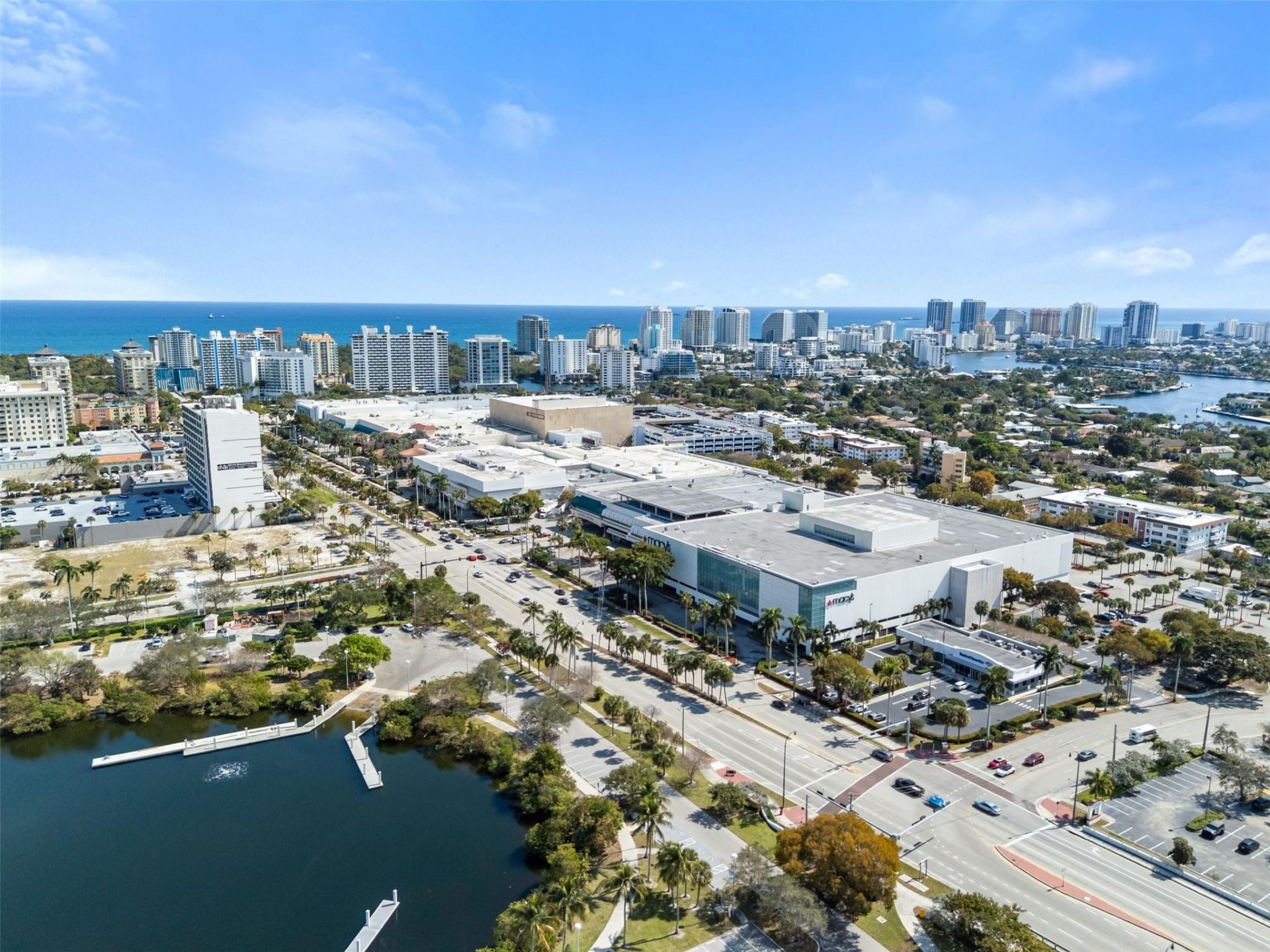 2555 NE 11th Street, Unit 606, Fort Lauderdale, FL 33304 Photo