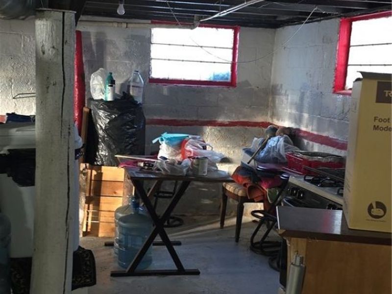 8109 Dorver Avenue, Cleveland, OH 44105 Photo 11