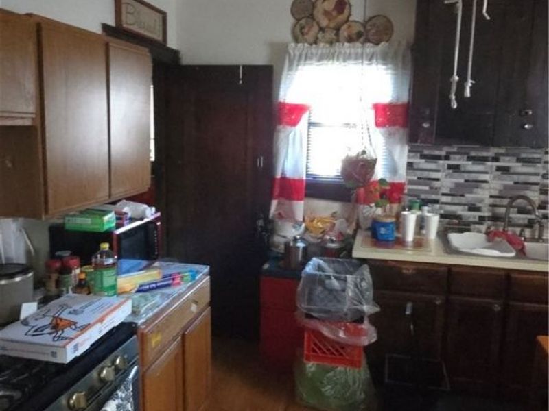 8109 Dorver Avenue, Cleveland, OH 44105 Photo 5