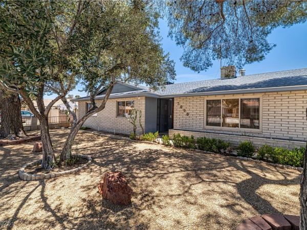 3090 Westwind Road , Las Vegas, NV 89146